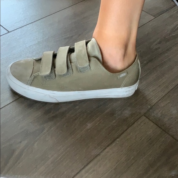jeans vans olive